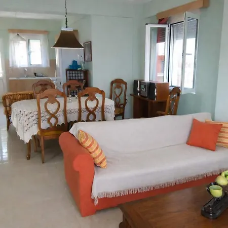 Appartement Serene Seaview Getaway With Garden In Akrata *