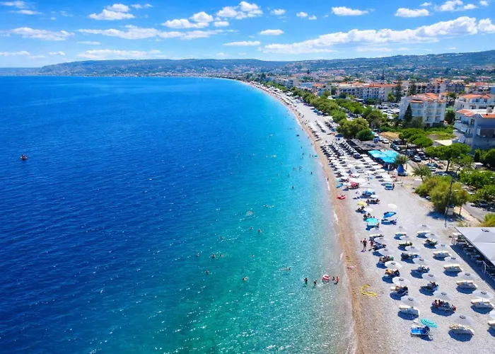 Serene Seaview Getaway With Garden In Akrata Akráta