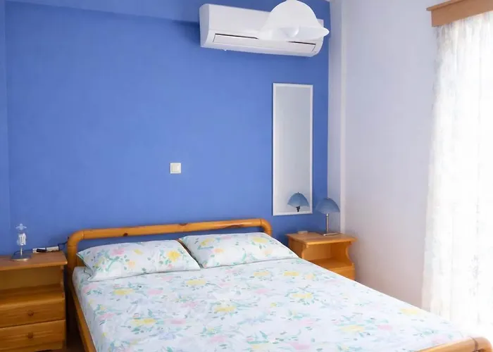 Serene Seaview Getaway With Garden In Akrata Apartamento Akrata